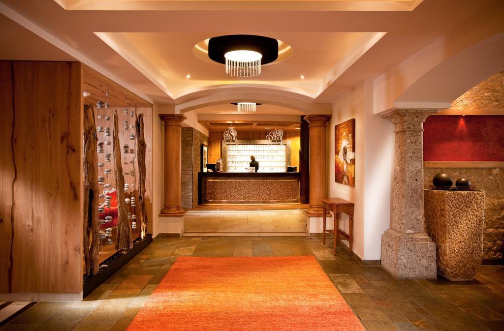 Familien Hotel Mozart リート・イム・オーバーインタール エクステリア 写真