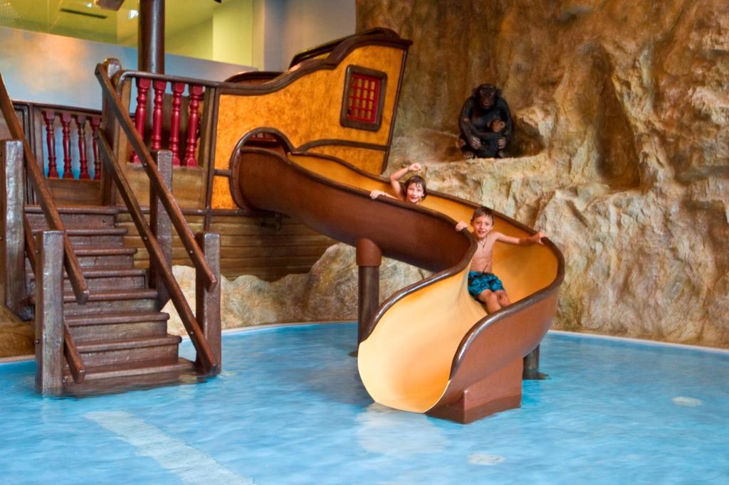 Familien Hotel Mozart リート・イム・オーバーインタール エクステリア 写真