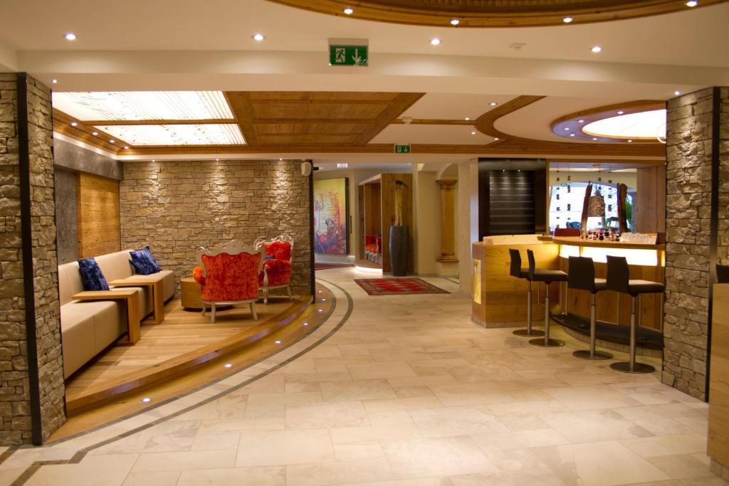 Familien Hotel Mozart リート・イム・オーバーインタール エクステリア 写真